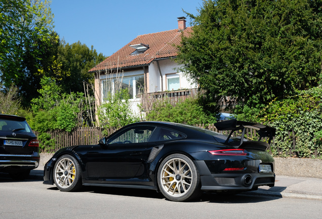 Porsche 991 GT2 RS Weissach Package