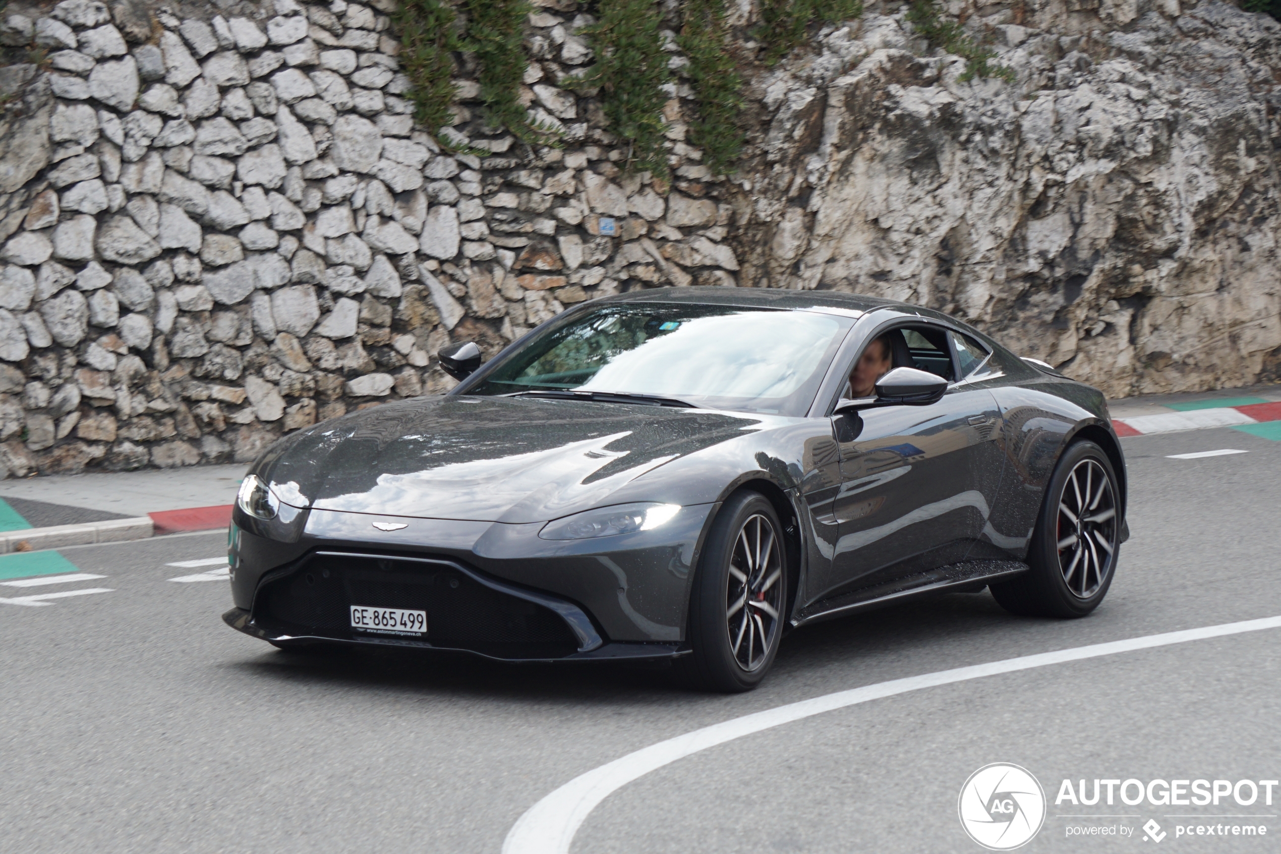 Aston Martin V8 Vantage 2018