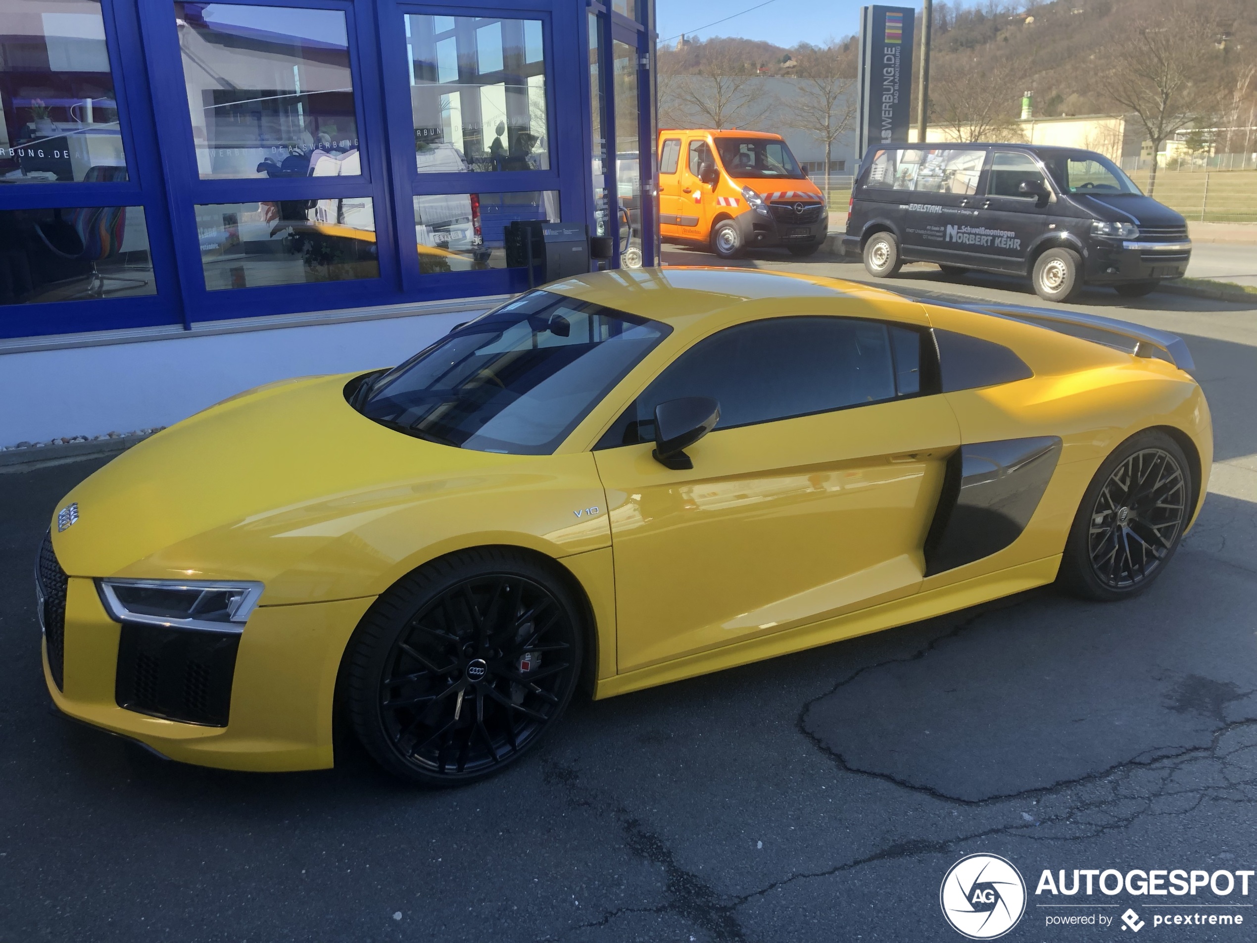 Audi R8 V10 Plus 2015