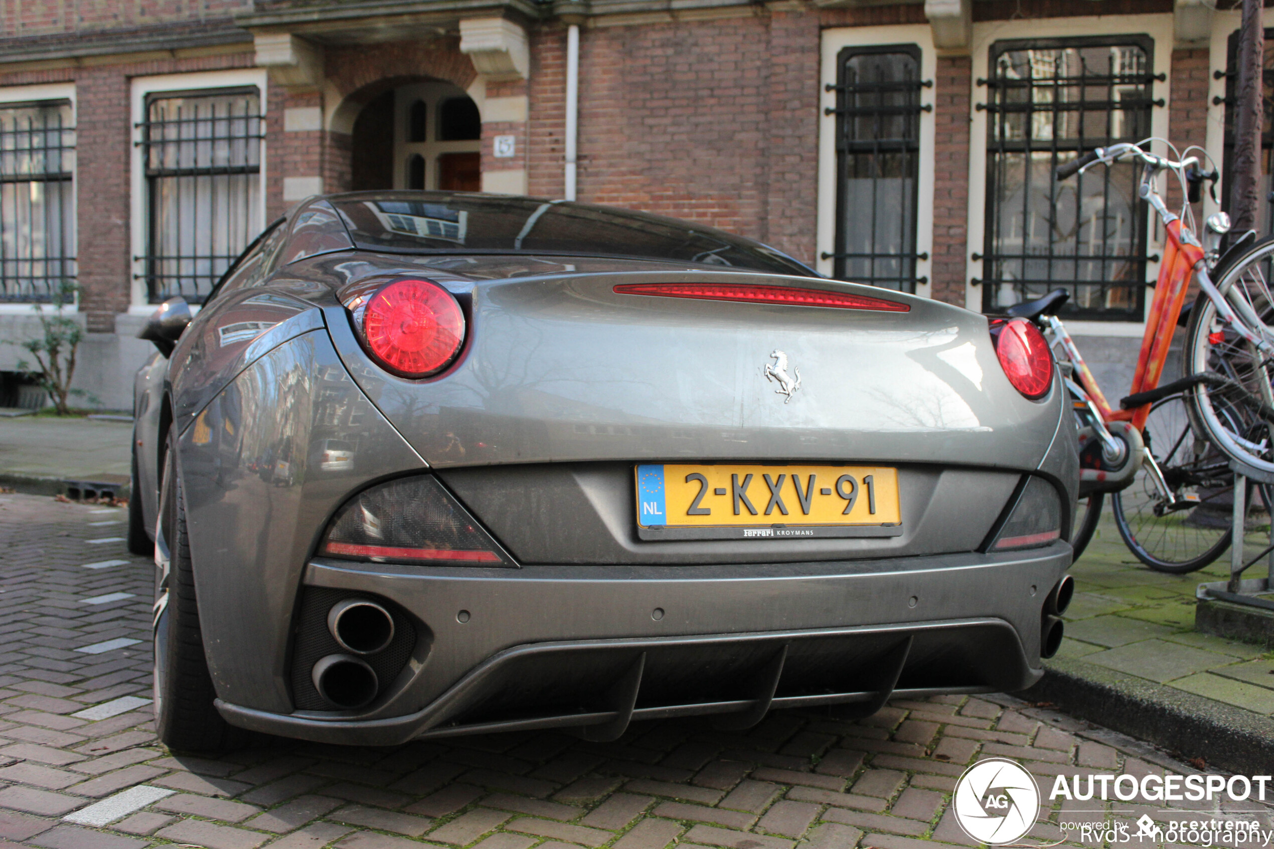 Ferrari California