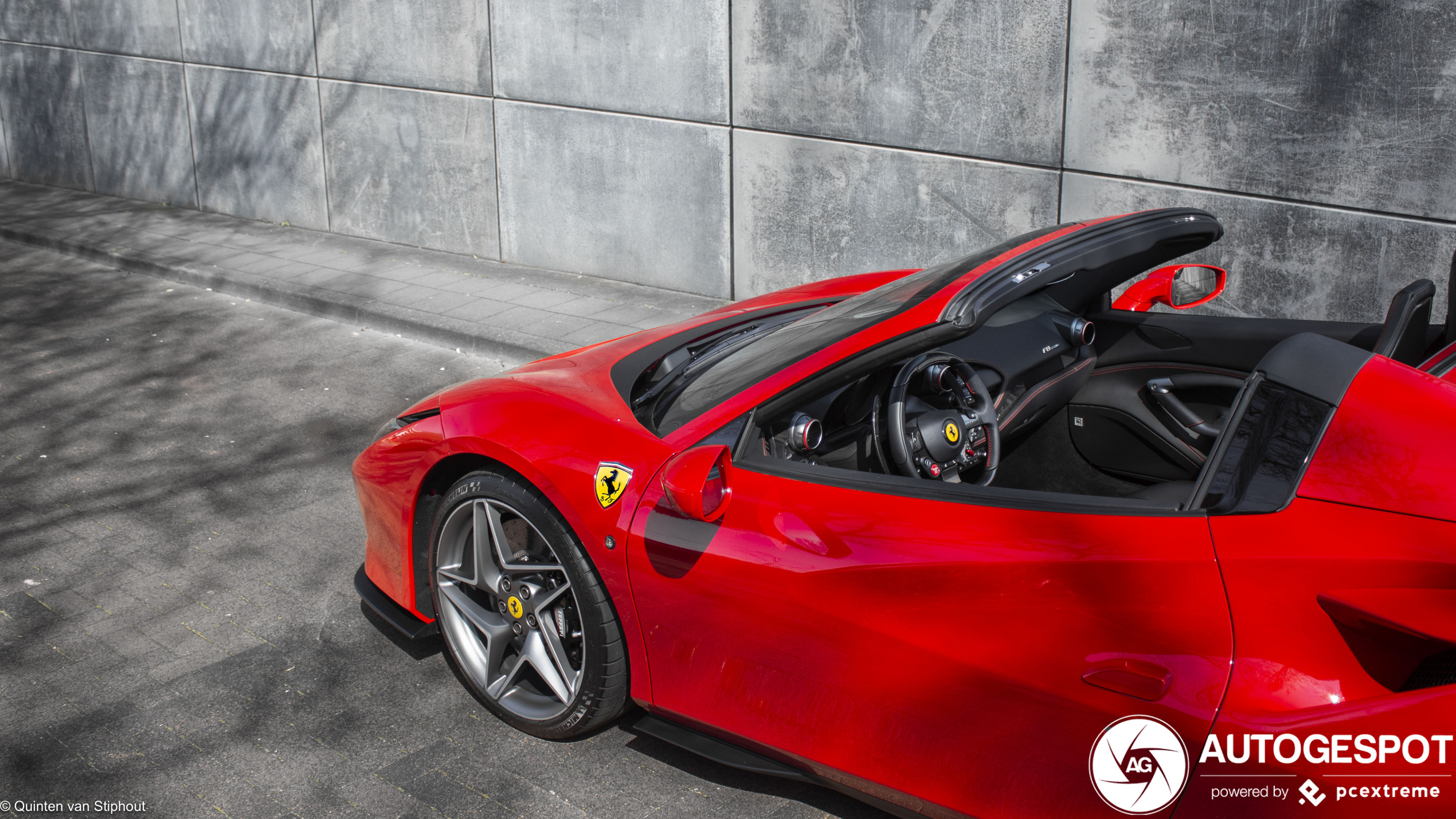 Primeur! Ferrari F8 Spider