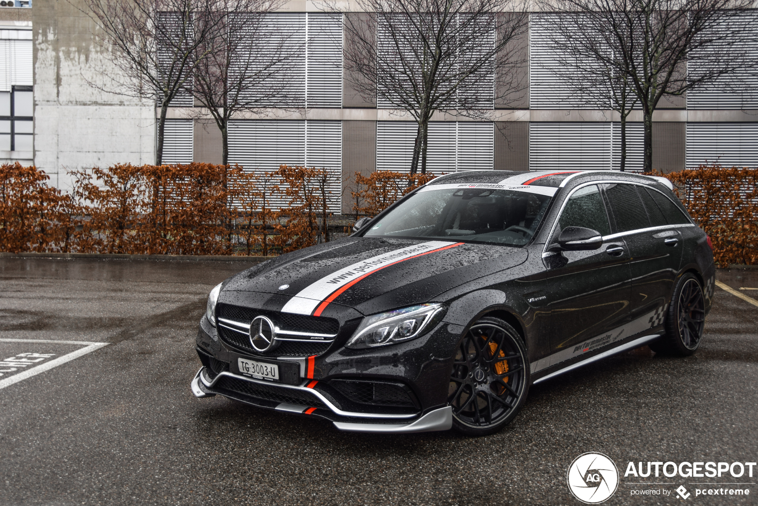 C63 S Estate is looking very aggressive 