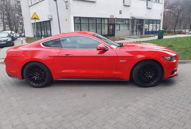 Ford Mustang GT 2015