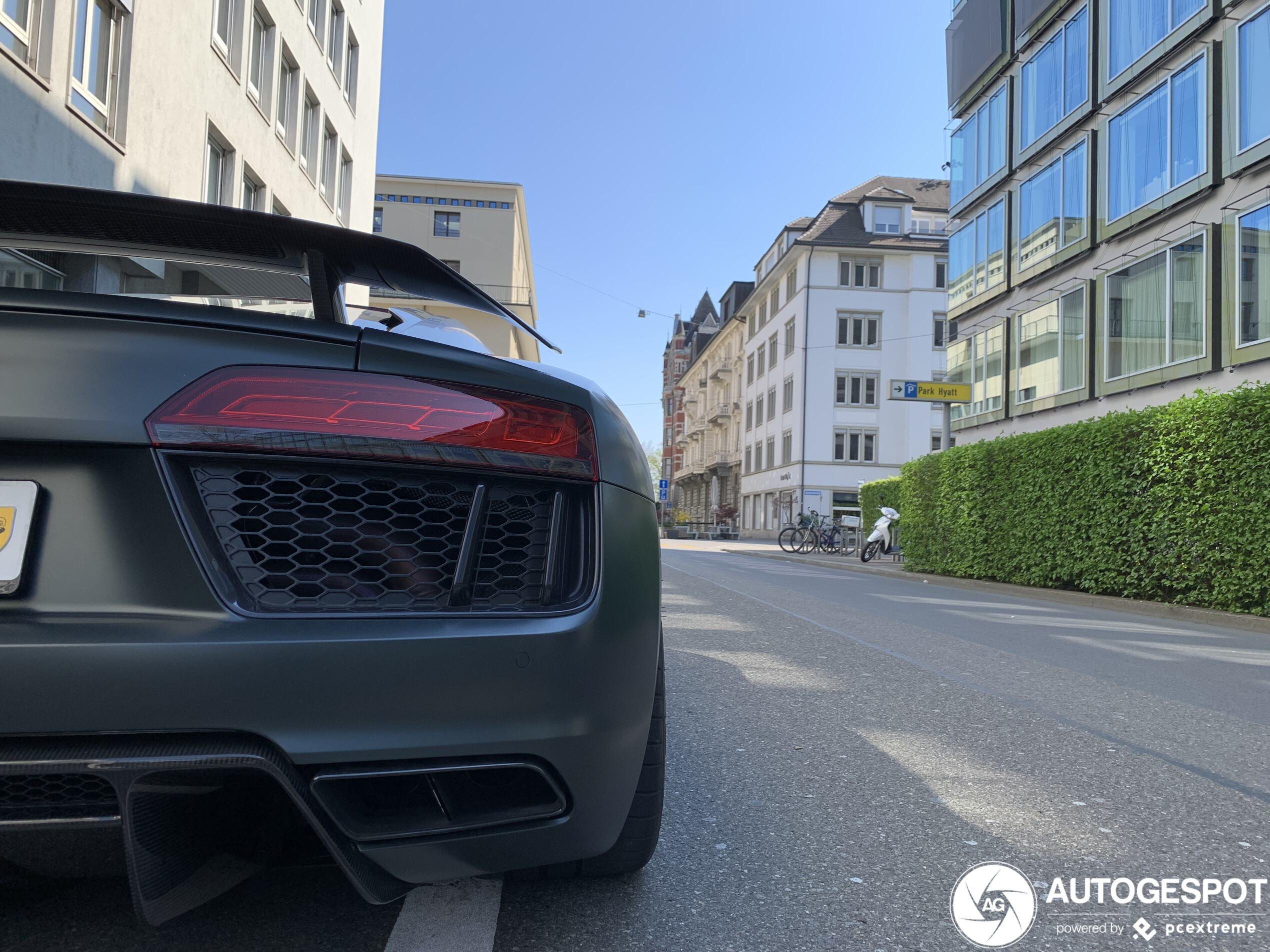 Audi R8 V10 Plus 2015