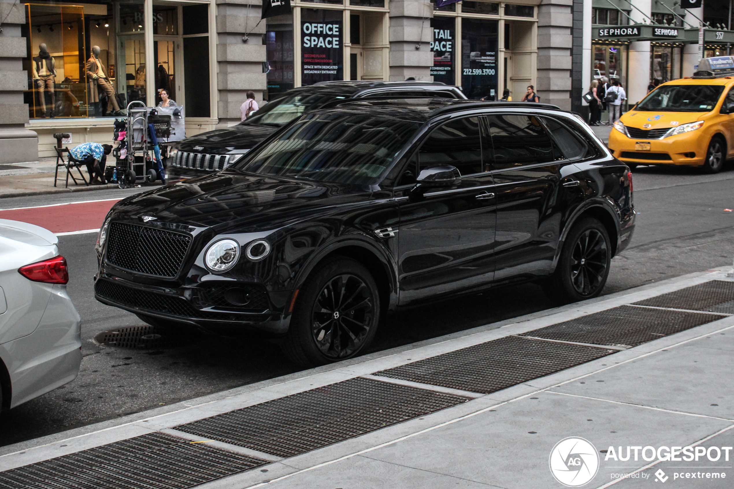 Bentley Bentayga V8