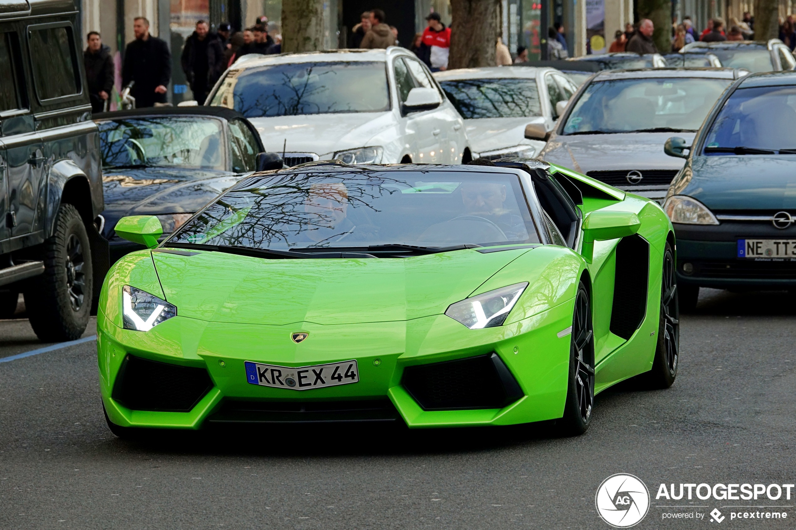 Lamborghini Aventador LP700-4 Roadster