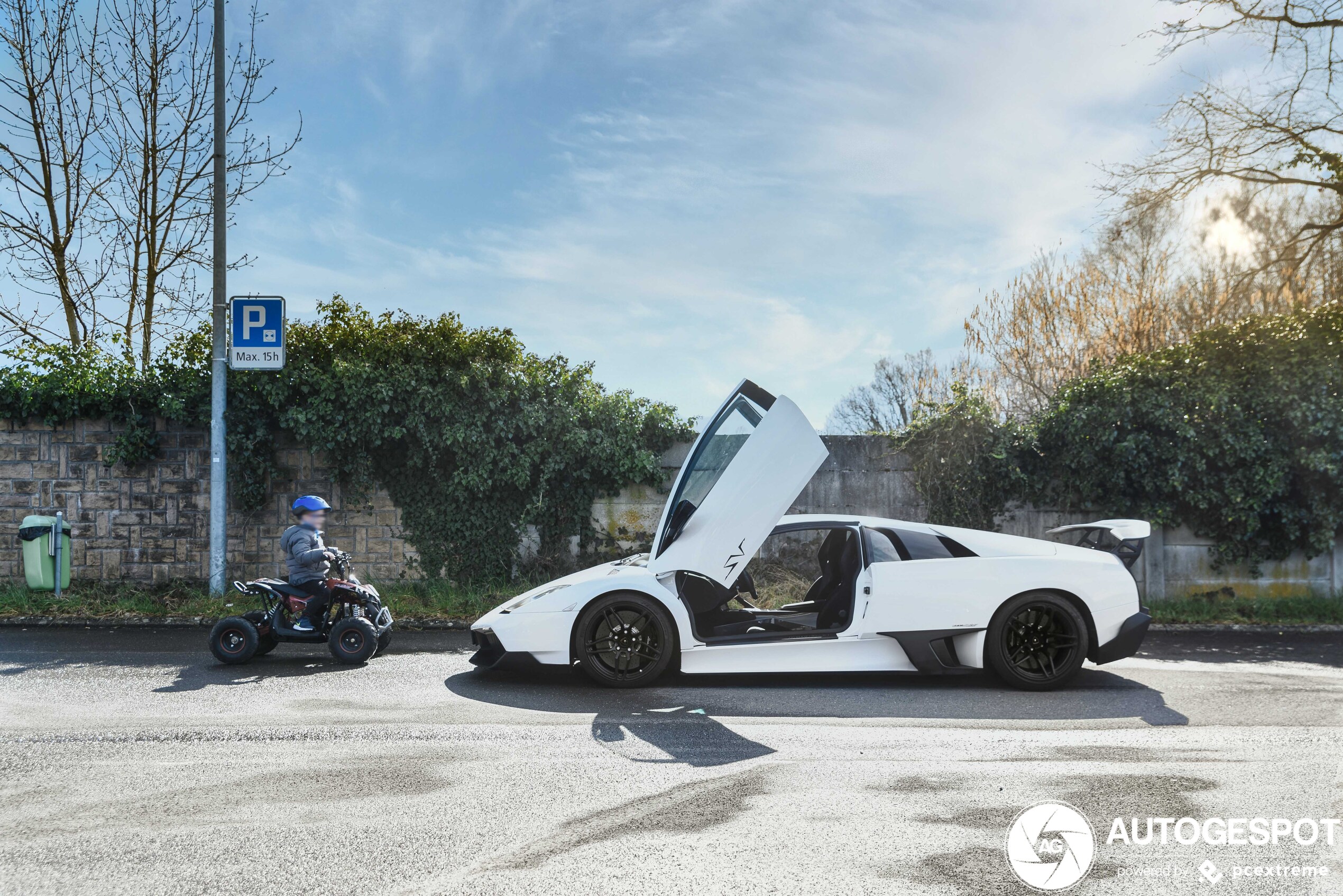 Lamborghini Murciélago LP670-4 SuperVeloce