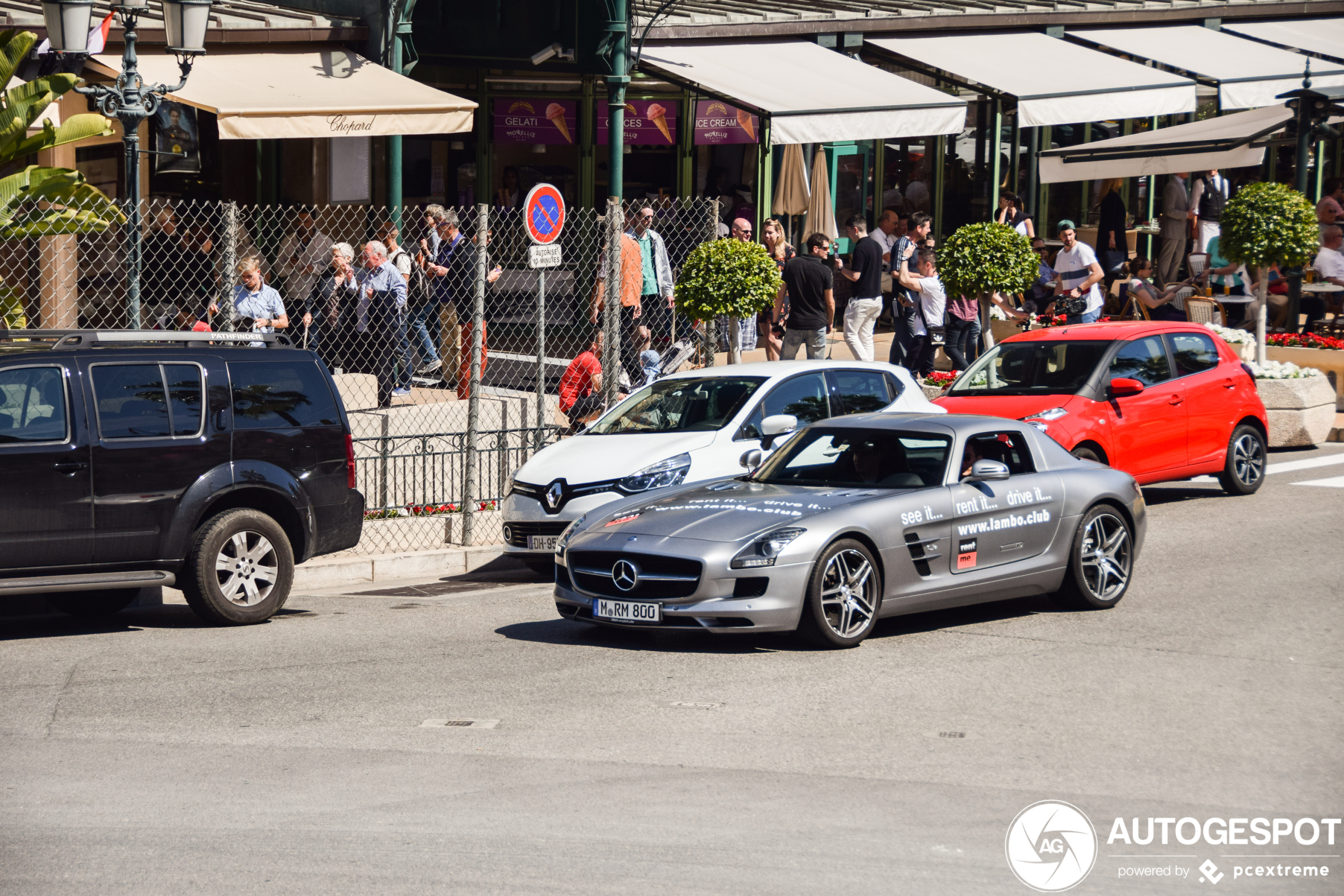 Mercedes-Benz SLS AMG