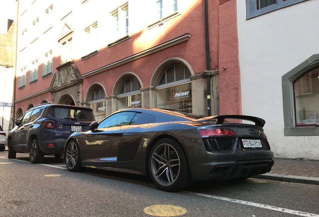 Audi R8 V10 Plus 2015