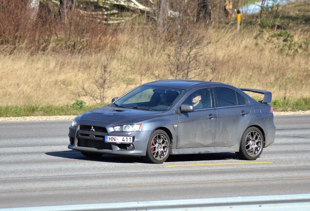 Mitsubishi Lancer Evolution X