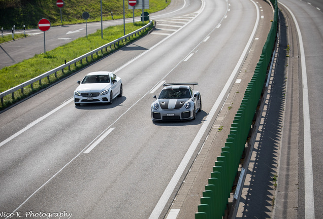 Porsche 991 GT2 RS Weissach Package