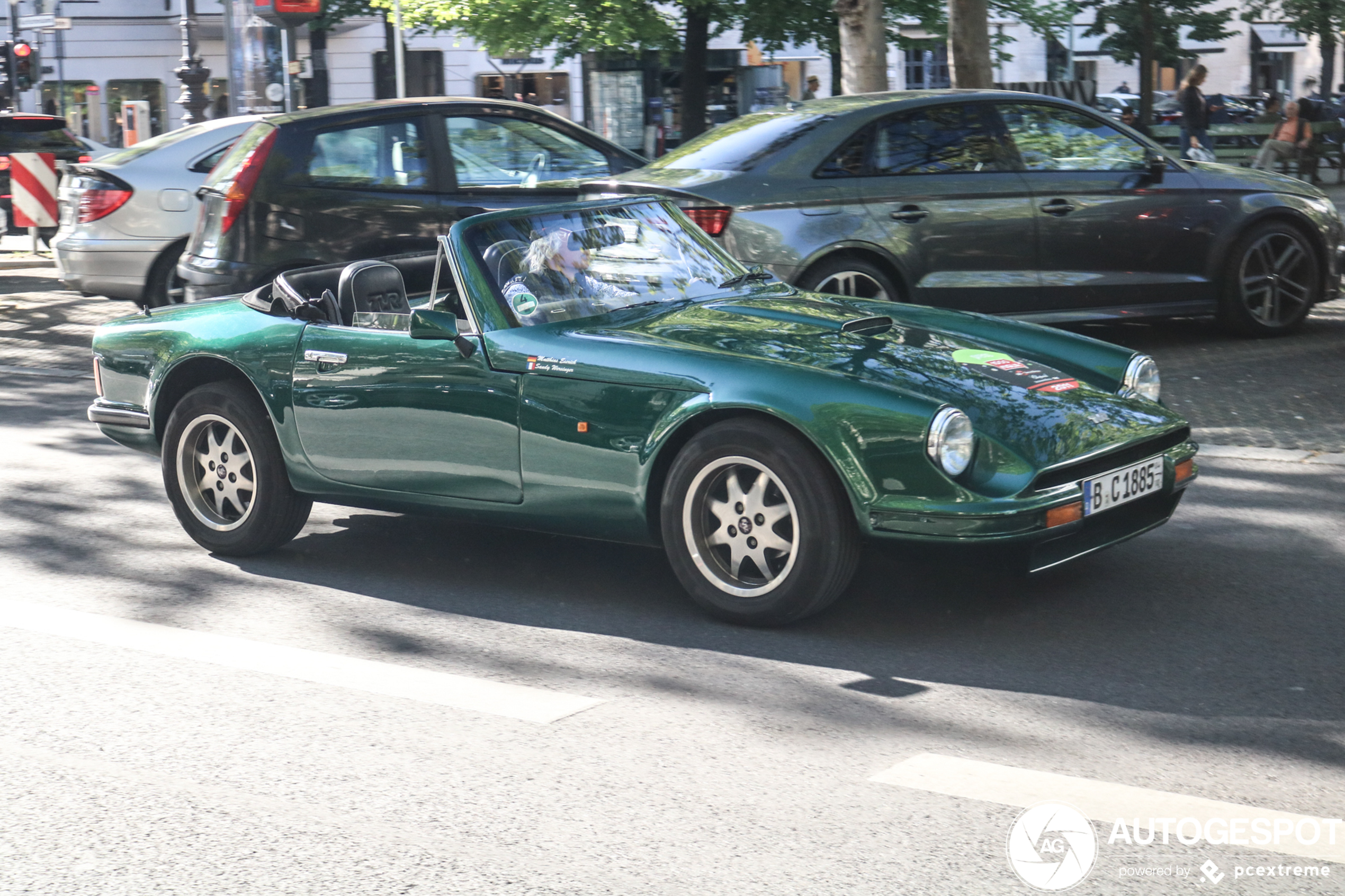 TVR S2