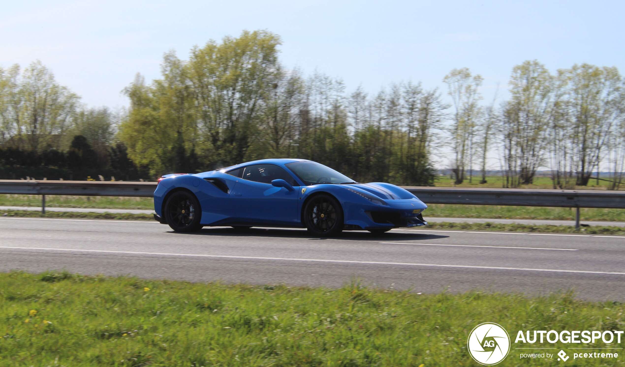 Ferrari 488 Pista