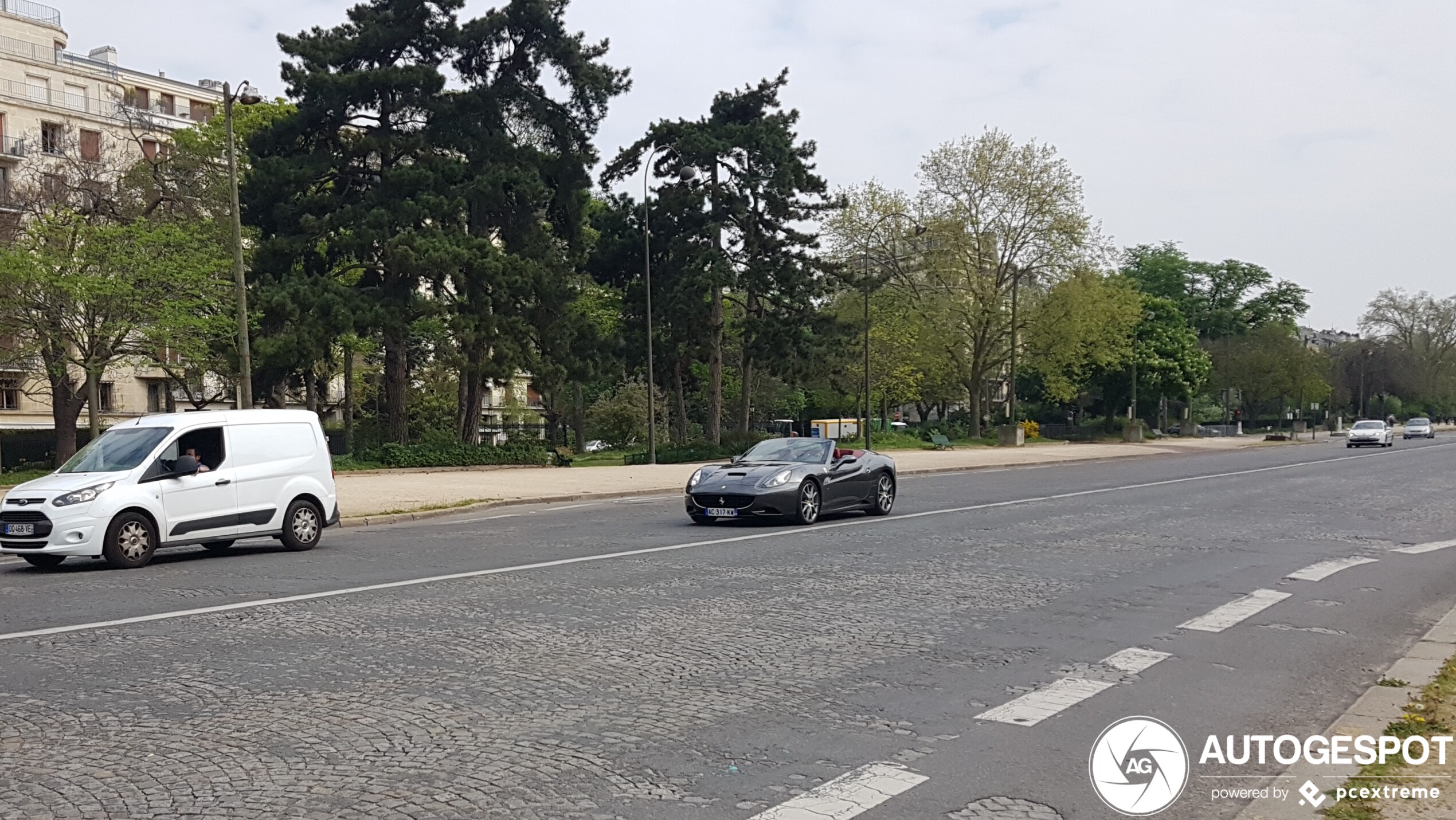 Ferrari California