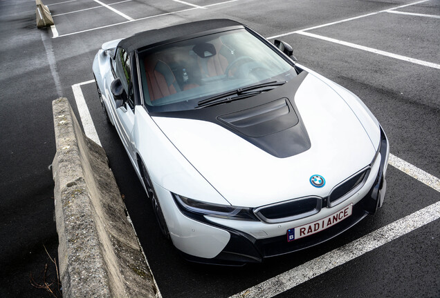 BMW i8 Roadster