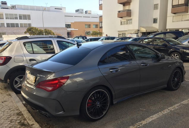 Mercedes-Benz CLA 45 AMG C117