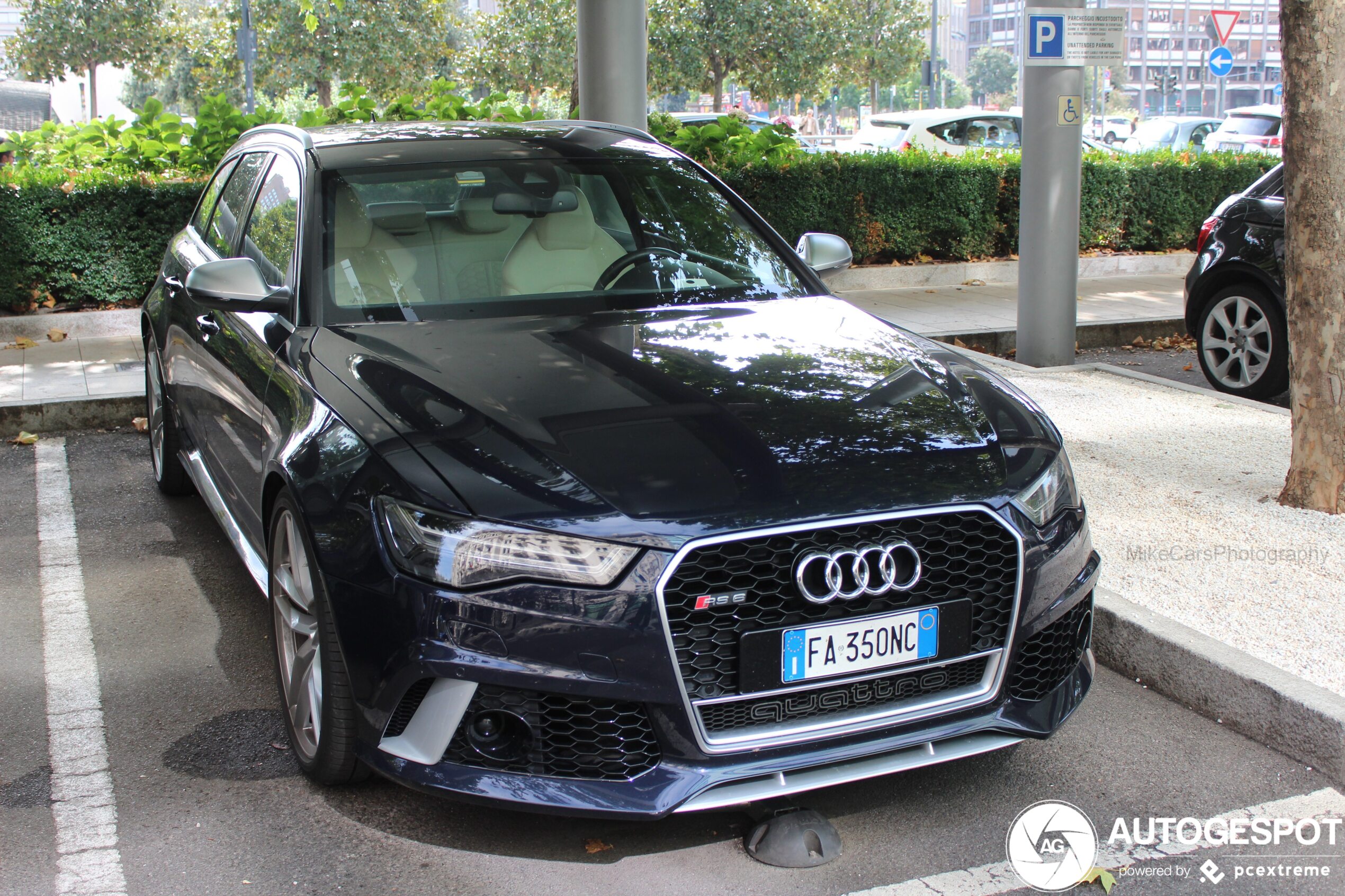 Audi RS6 Avant C7 2015