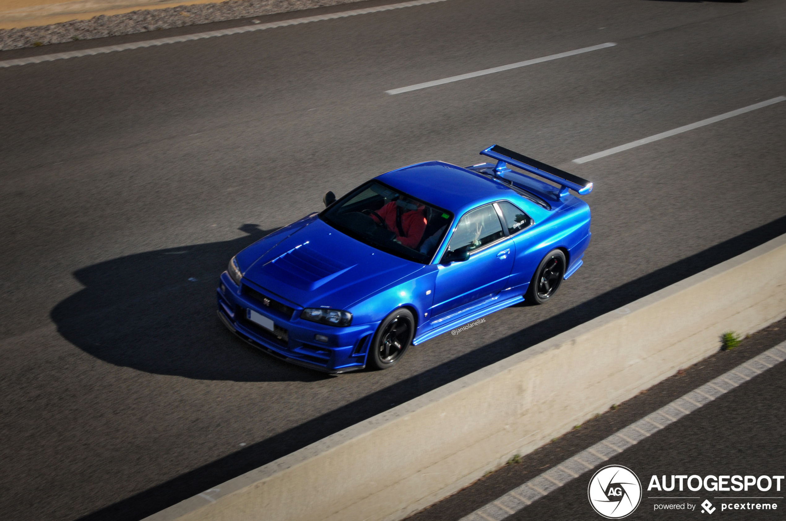 Nissan Skyline R34 GT-R V-Spec II