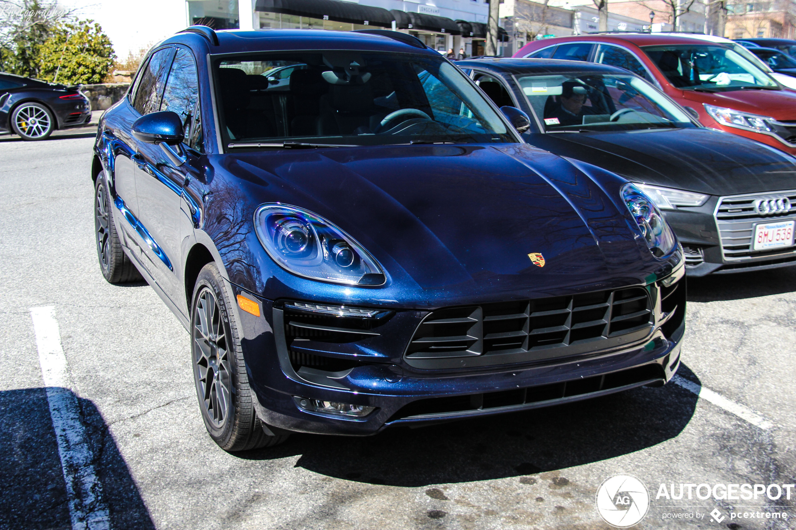 Porsche 95B Macan GTS