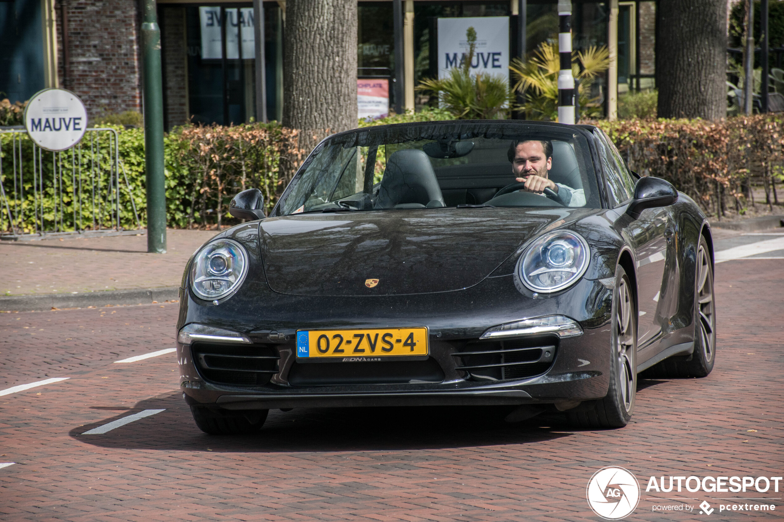 Porsche 991 Carrera 4S Cabriolet MkI