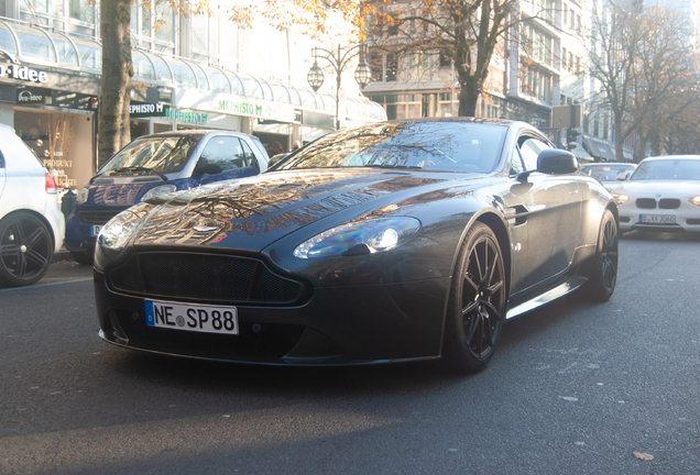 Aston Martin V12 Vantage S