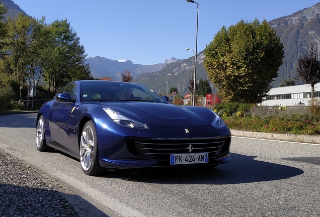 Ferrari GTC4Lusso T