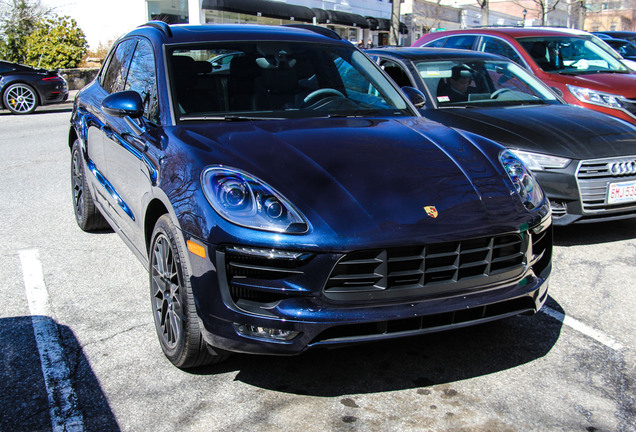 Porsche 95B Macan GTS