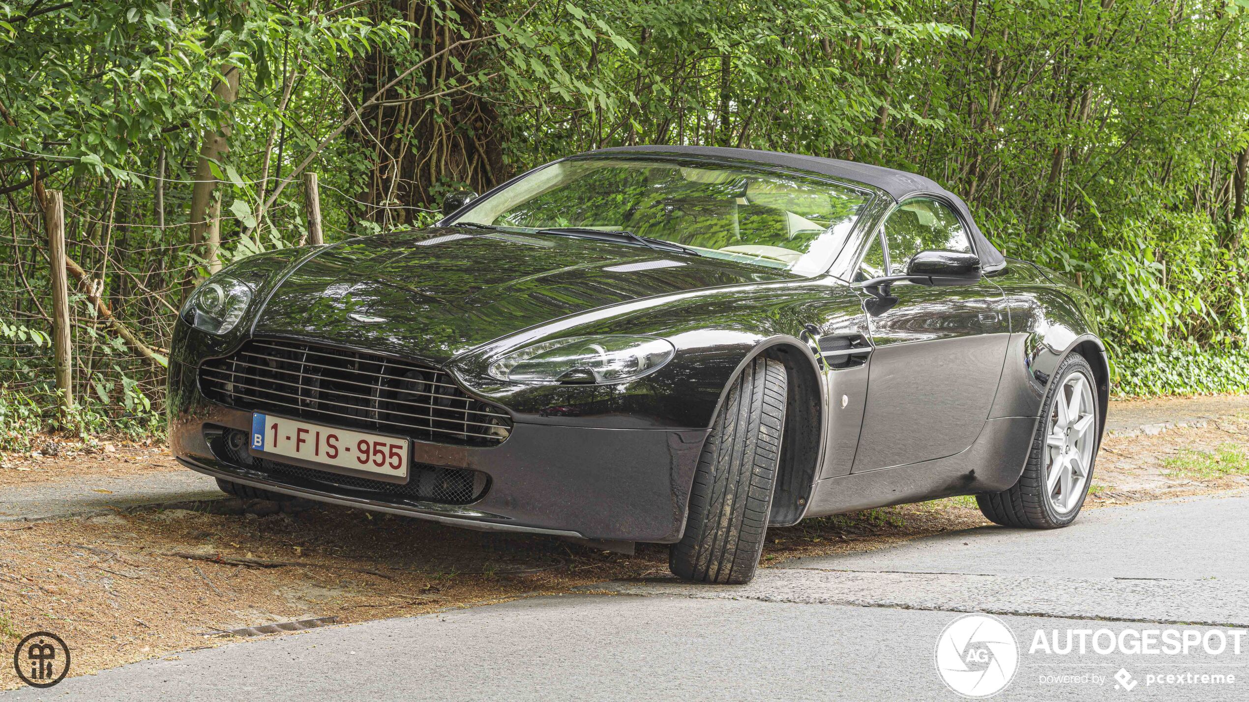 Aston Martin V8 Vantage Roadster