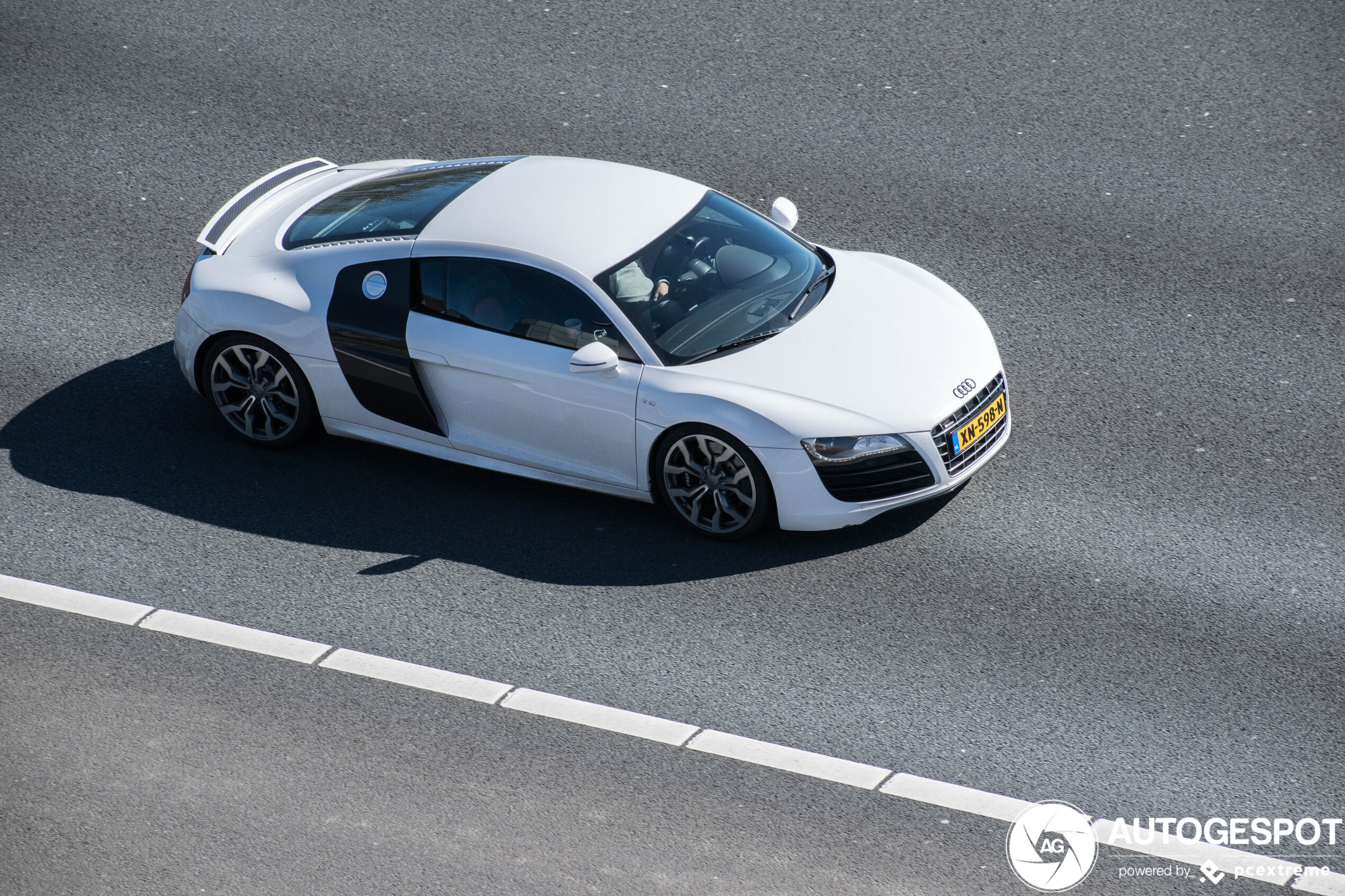 Audi R8 V10