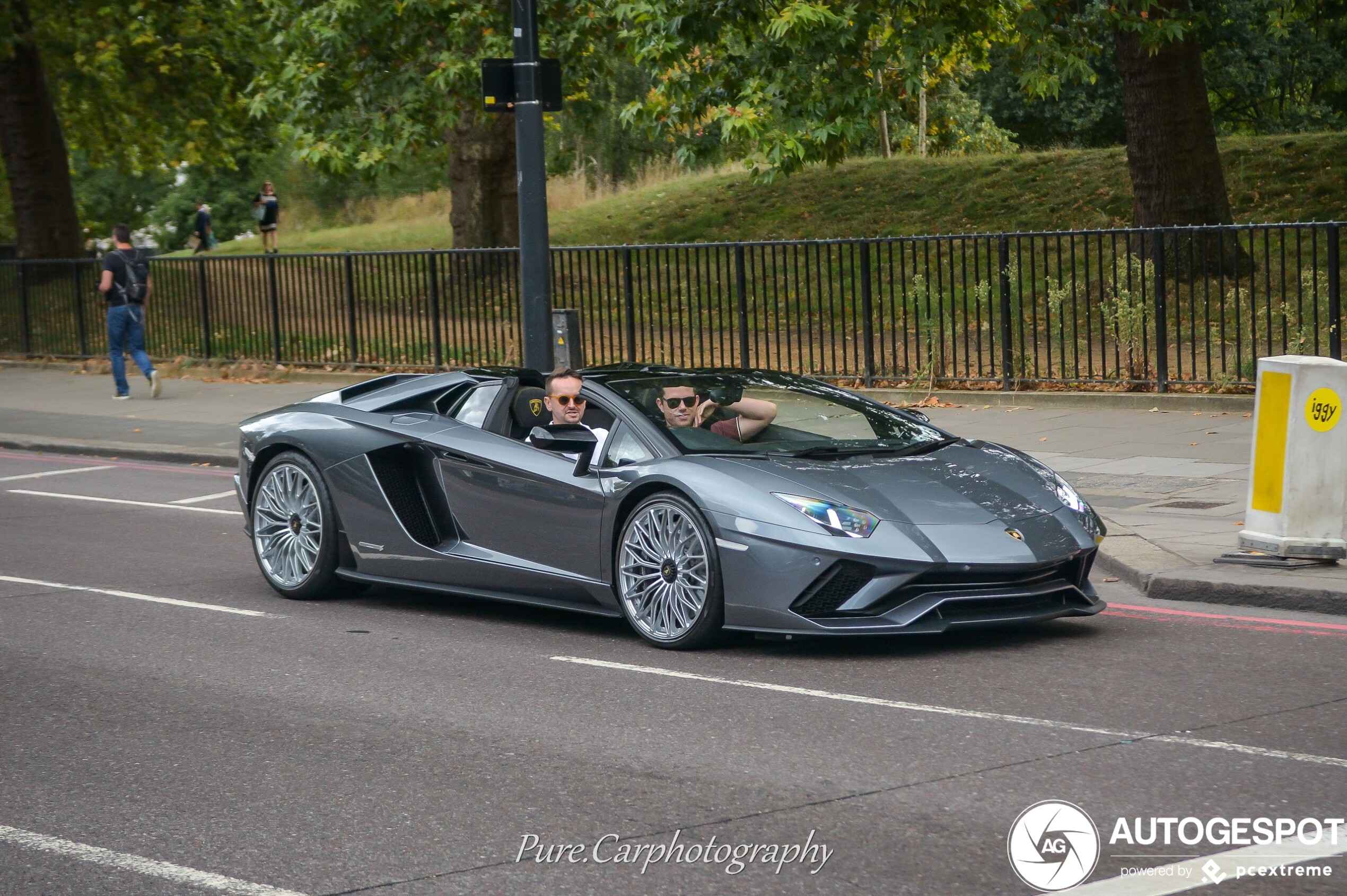 Lamborghini Aventador S LP740-4 Roadster