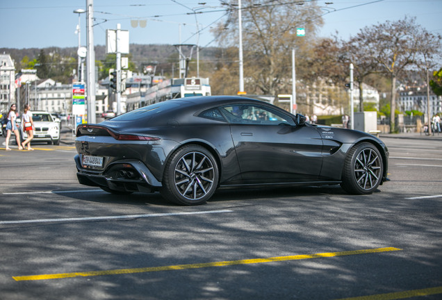 Aston Martin V8 Vantage 2018