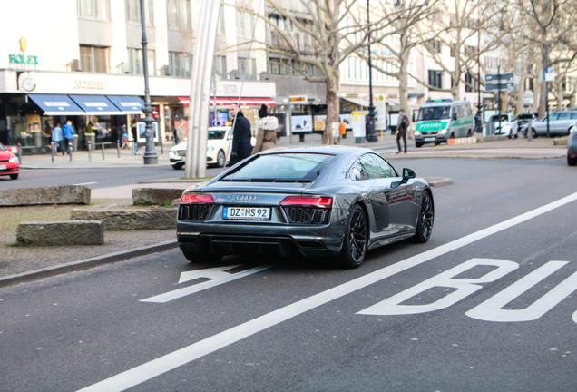 Audi R8 V10 2015