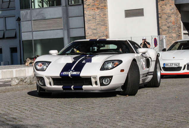 Ford GT