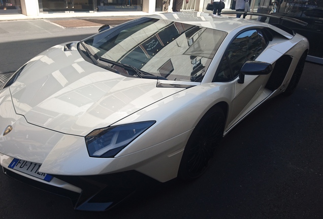 Lamborghini Aventador LP750-4 SuperVeloce