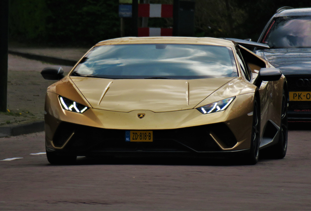 Lamborghini Huracán LP640-4 Performante