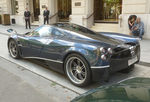 Pagani Huayra Carbon Edition