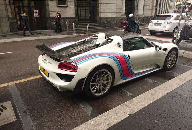 Porsche 918 Spyder Weissach Package