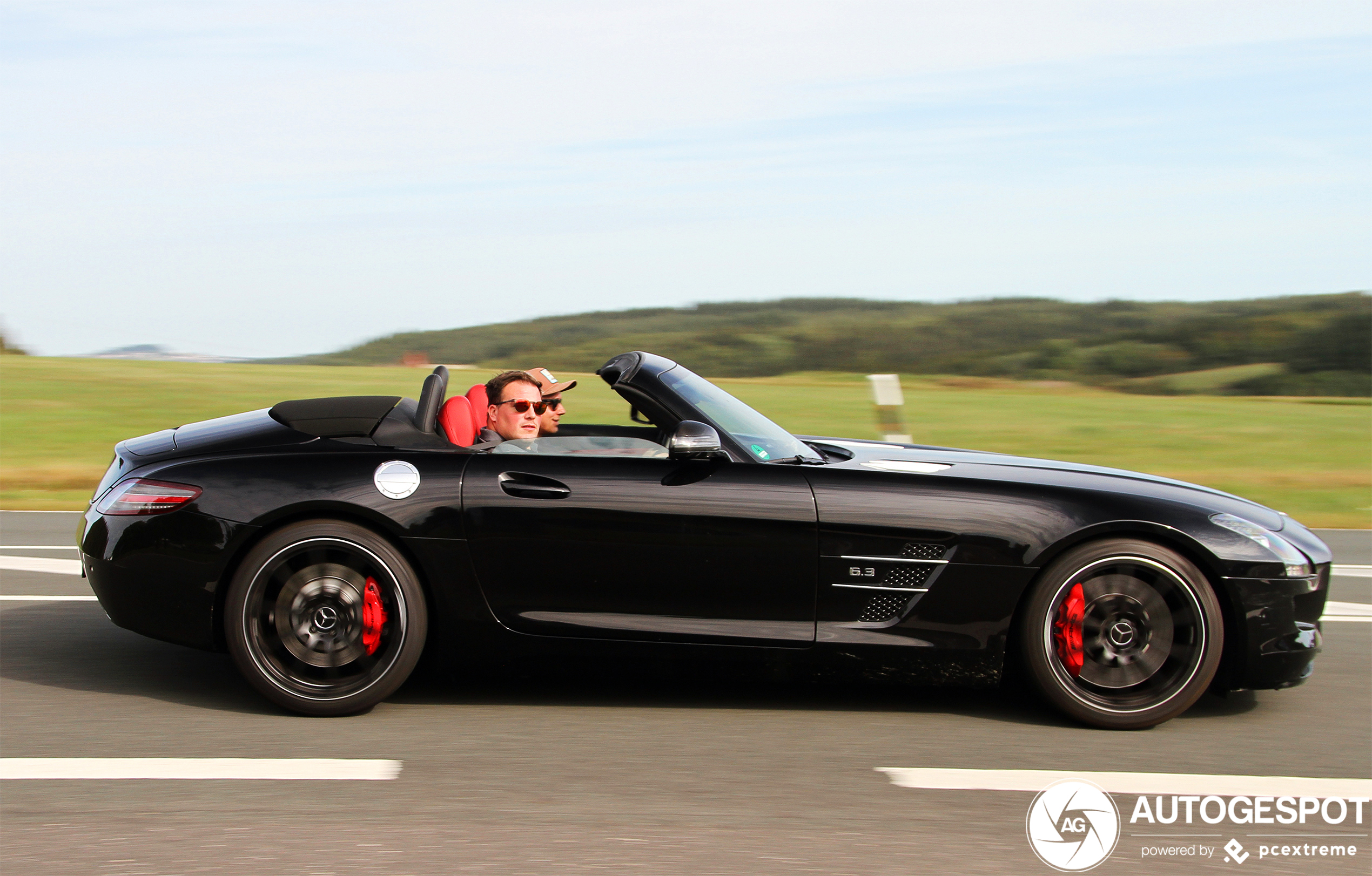 Mercedes-Benz SLS AMG Roadster