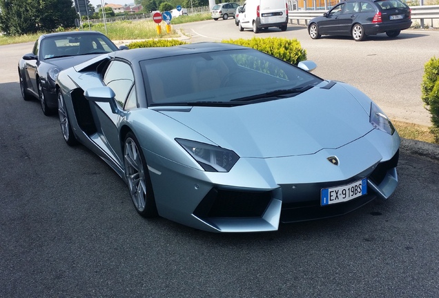 Lamborghini Aventador LP700-4 Roadster