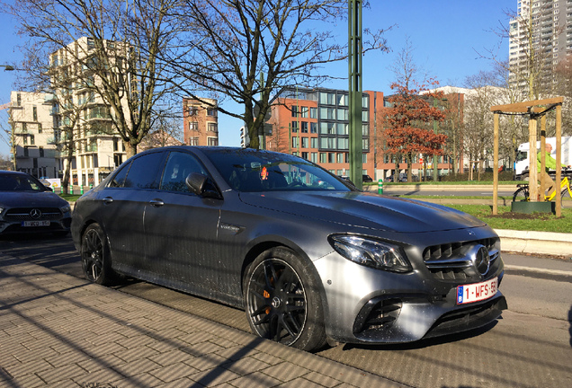 Mercedes-AMG E 63 S W213