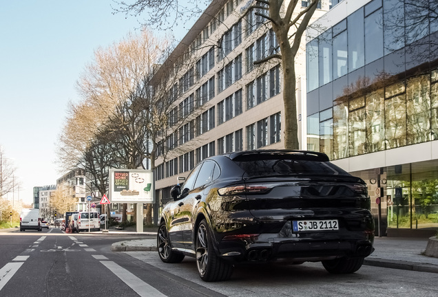 Porsche Cayenne Coupé Turbo S E-Hybrid