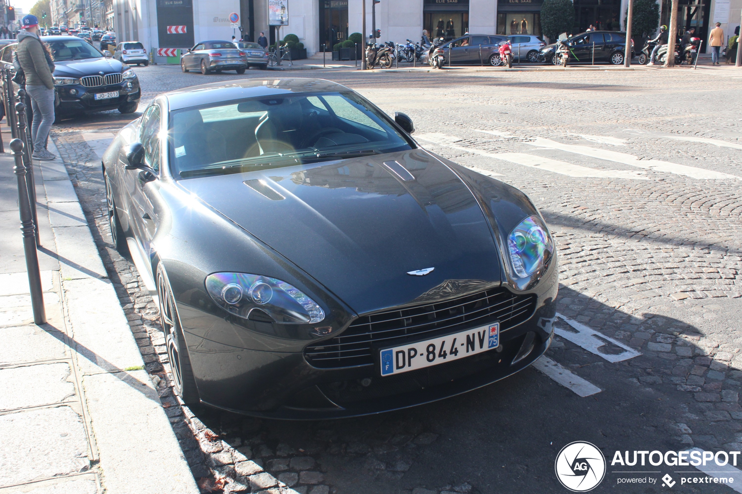 Aston Martin V8 Vantage S