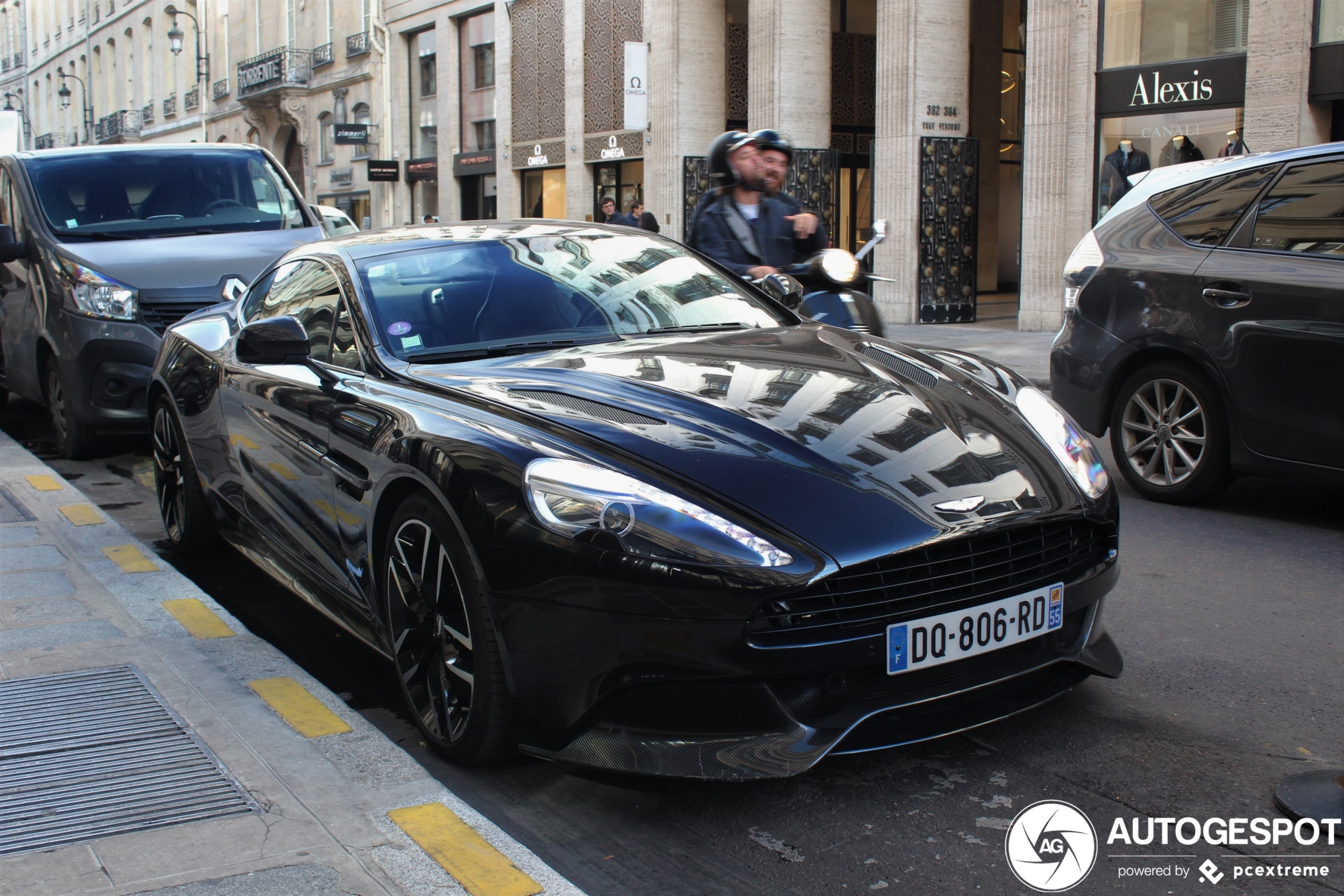 Aston Martin Vanquish 2013