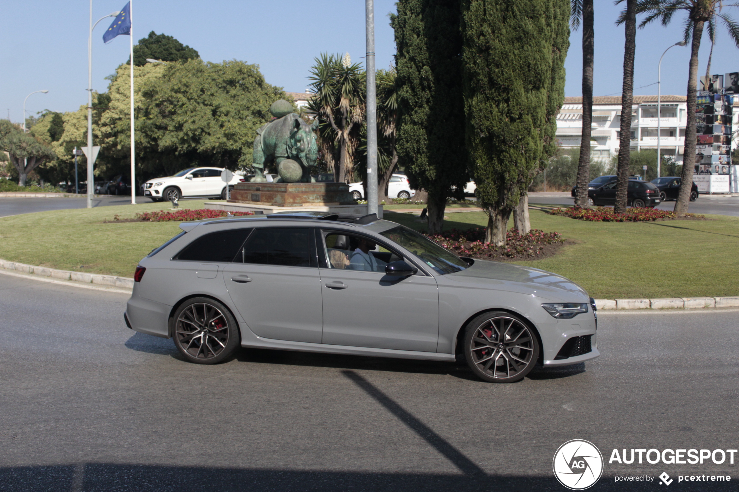 Audi RS6 Avant C7 2015