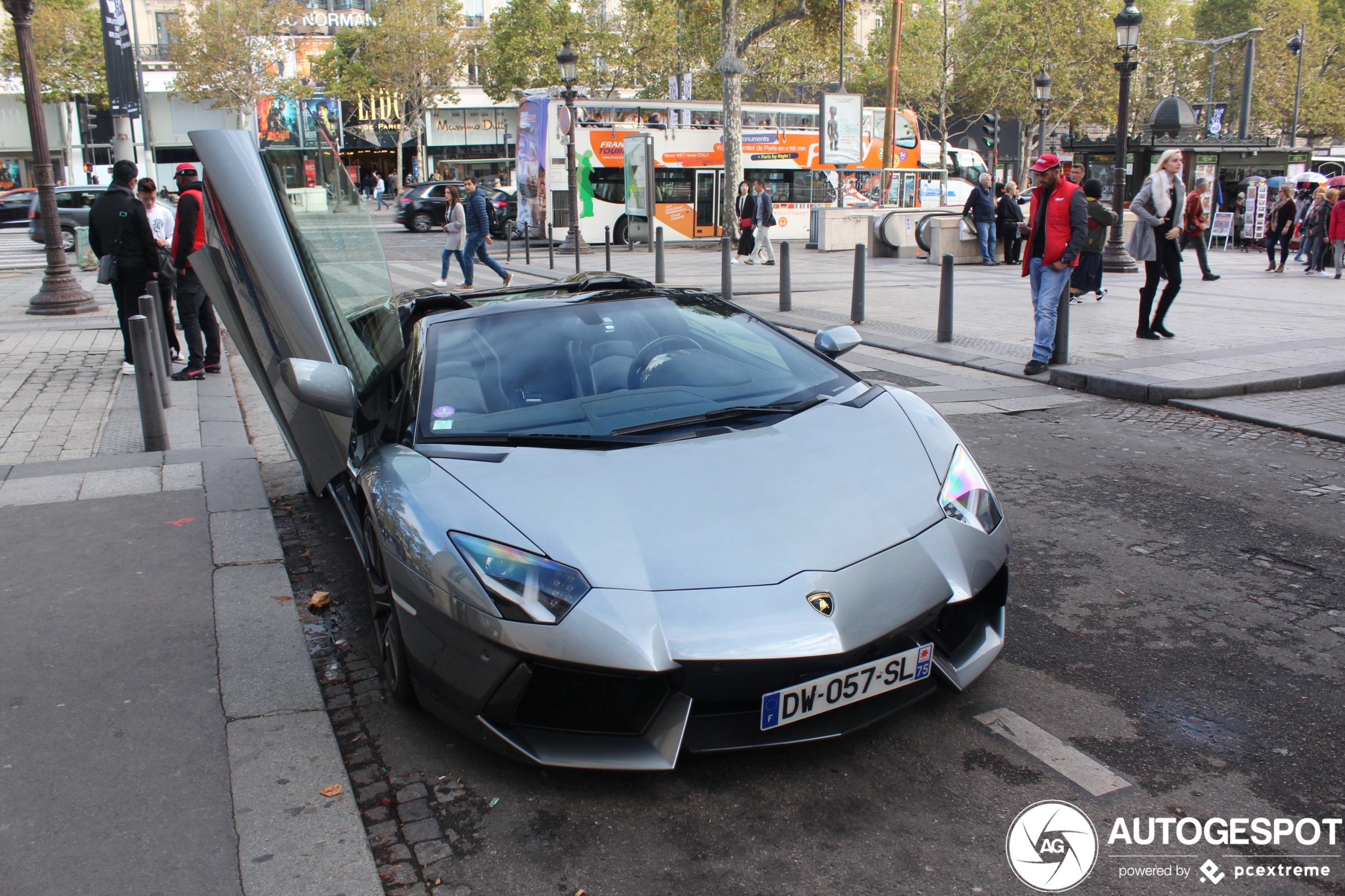 Lamborghini Aventador LP700-4 Roadster