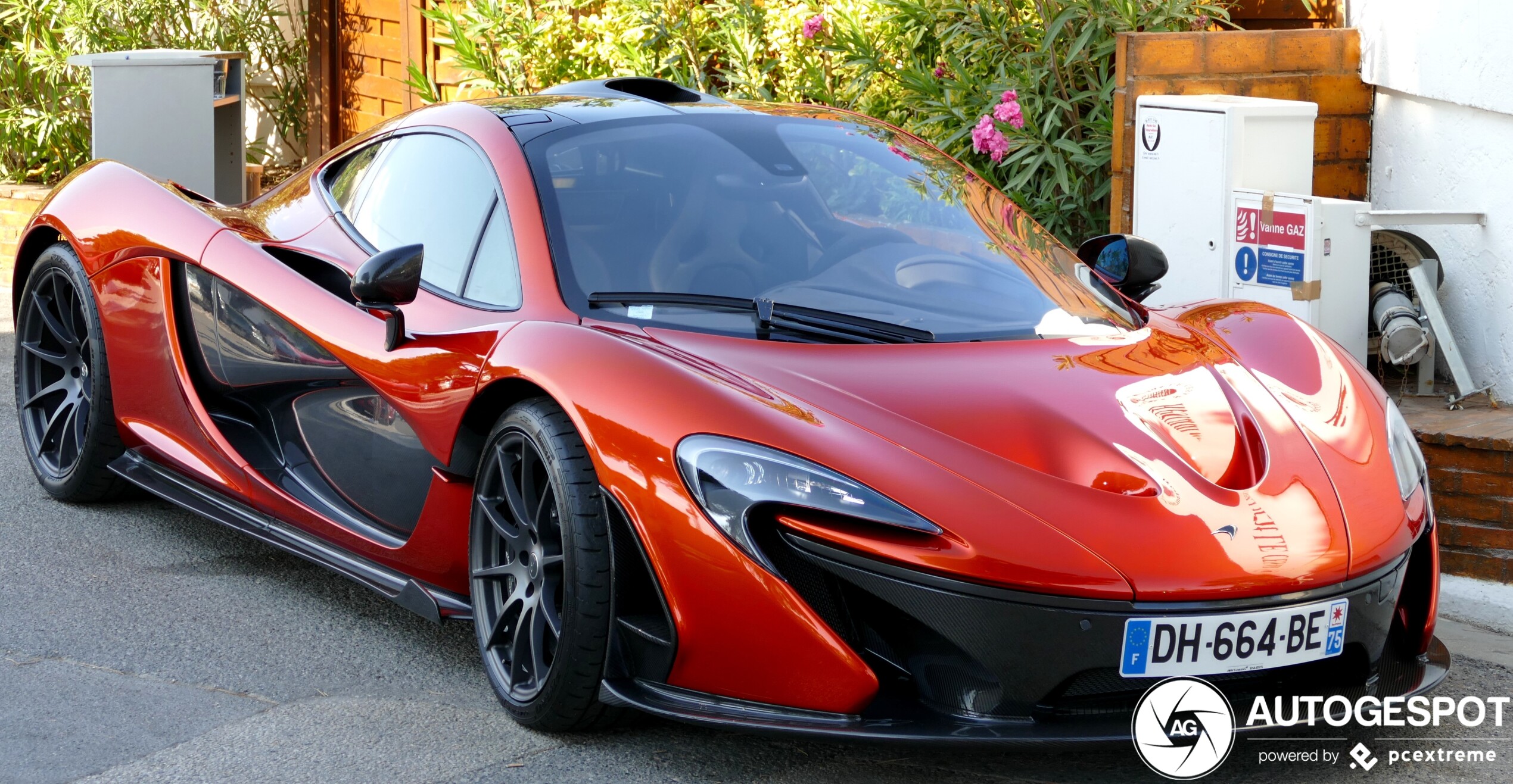 McLaren P1