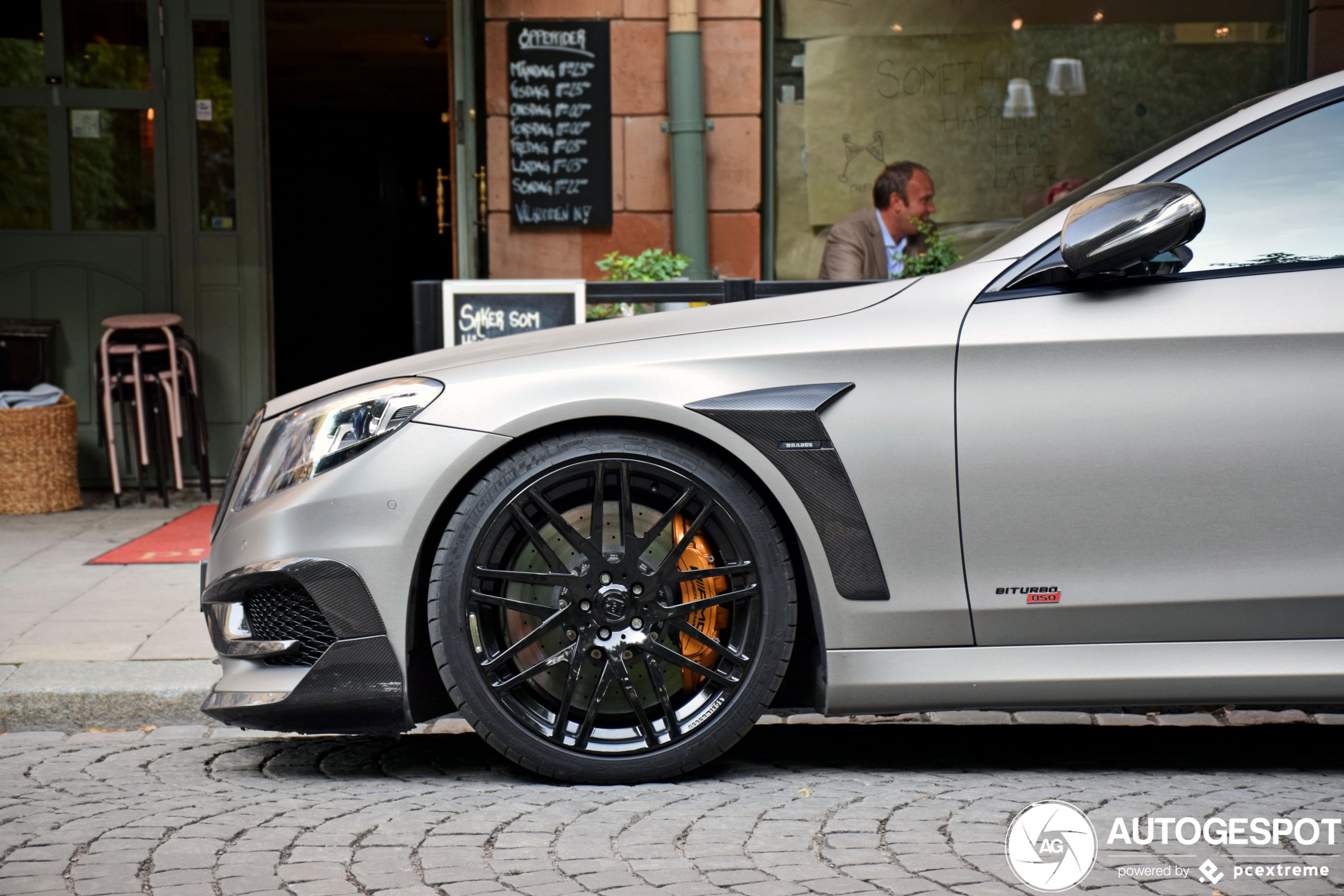 Mercedes-Benz Brabus 850 6.0 Biturbo V222