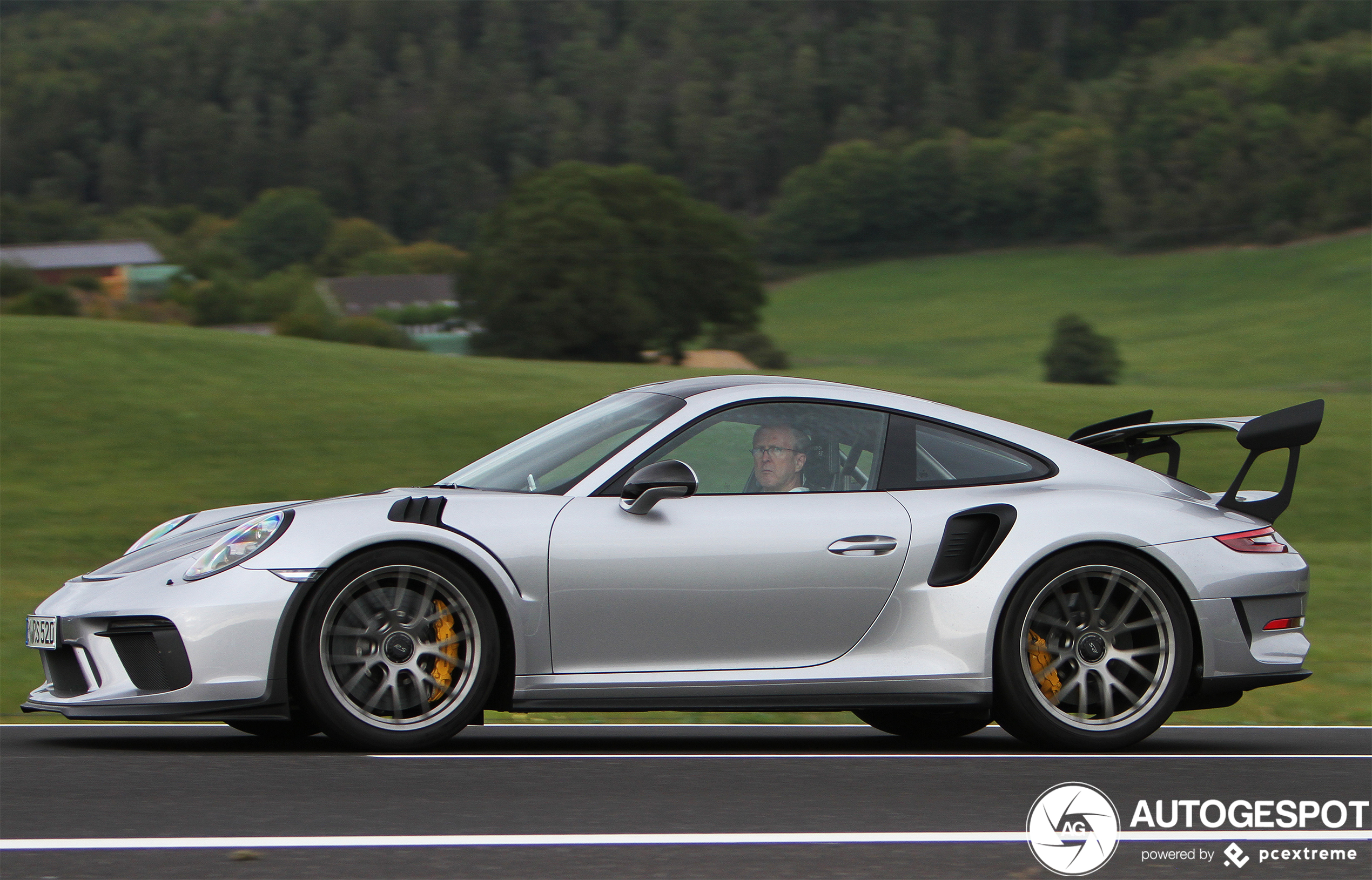 Porsche 991 GT3 RS MkII Weissach Package