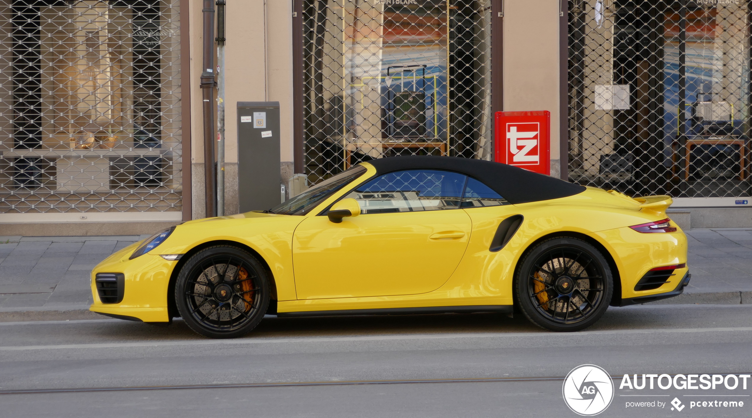 Porsche 991 Turbo S Cabriolet MkII