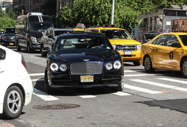 Bentley Flying Spur V8